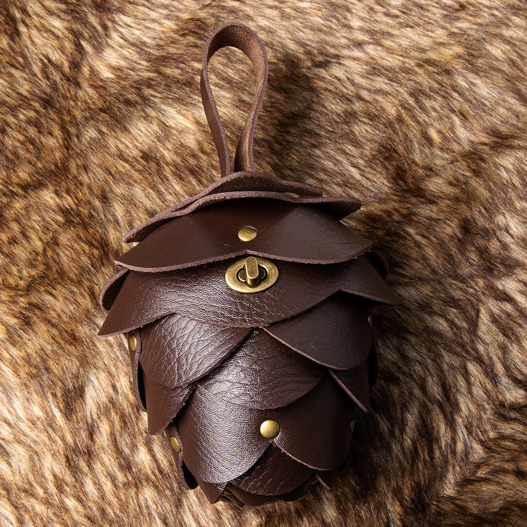 Women's Retro Pinecone-Shaped Personalized Purse Belt Bag
